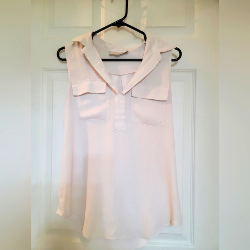 Ivory shoulder sleeve blouse